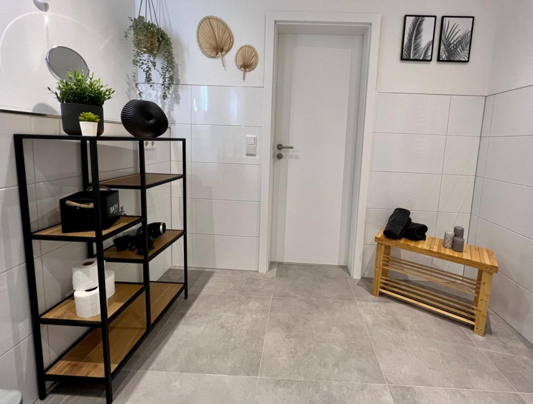 Piso Superior - Exklusives Apartment An Der Promenade Mit Rheinsicht & Loggia Эммерих Экстерьер фото